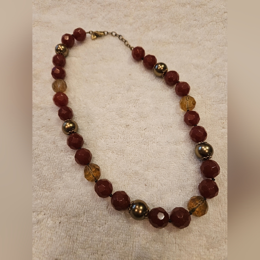 VINTAGE CAROLEE NECKLACE